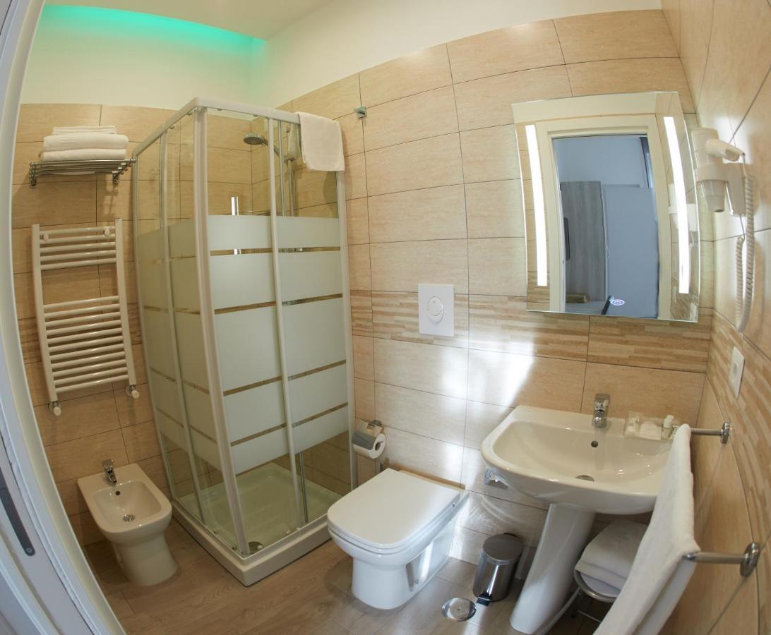 Bed And Breakfast Napoli Bracco Екстериор снимка